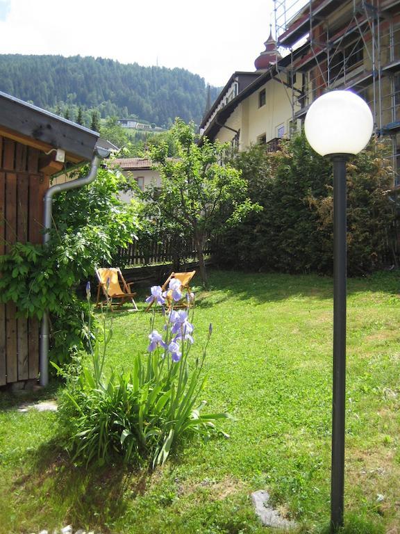 Residence Zum Theater Colle Isarco Eksteriør bilde